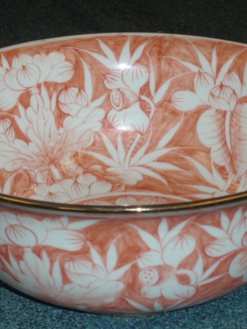 Thai Benjarong Porcelain Bowl Hand Painted Coral Red Floral 8" Wide - RARE!